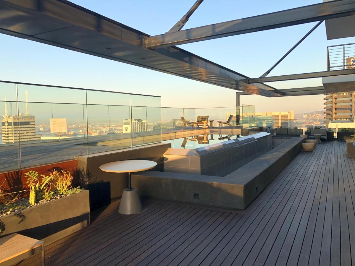 16 On Bree Luxury Studio Apartment With City Mountain Sea Views Ciudad del Cabo Exterior foto
