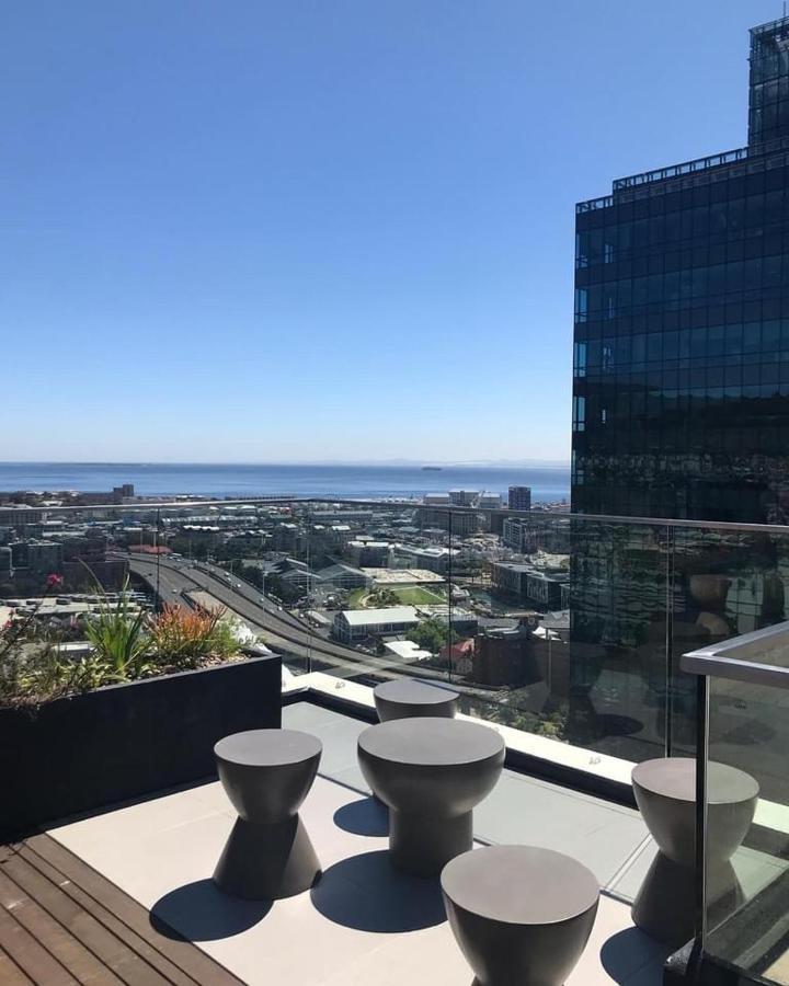 16 On Bree Luxury Studio Apartment With City Mountain Sea Views Ciudad del Cabo Exterior foto